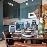 Luxury Tower Apartment - Nokia Arena - 9Th Floor Daire